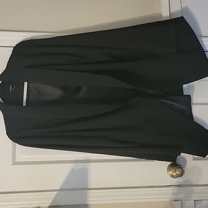 Torrid open front plus size 4 black blazer.